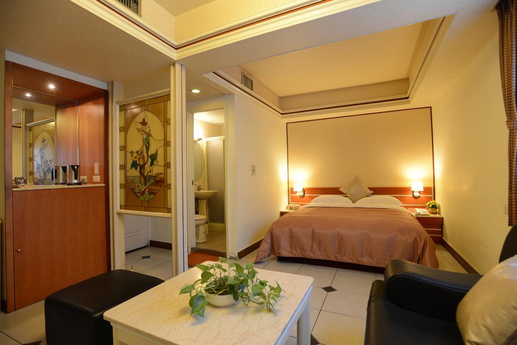 Hua Guo Hotel Chilung Rum bild